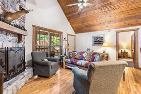 Baldknobber Ridge Escape - West Branson Cabin!