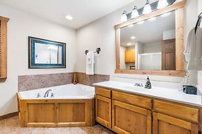 Baldknobber Ridge Escape - West Branson Cabin!