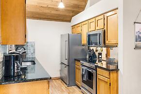 Baldknobber Ridge Escape - West Branson Cabin!