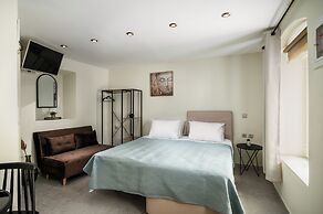 Palazzo Apartment by Corfu Escapes