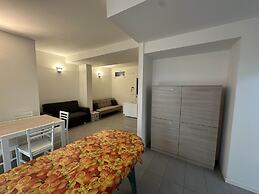 Bright new Apartment Between Beach and City Centre