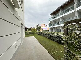 Bright new Apartment Between Beach and City Centre