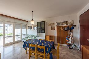 Spacious Flat With sea View Terrace - Beahost