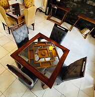 Ramlyn Guesthouse & Restaurant