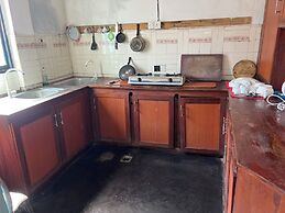 Ramlyn Guesthouse & Restaurant