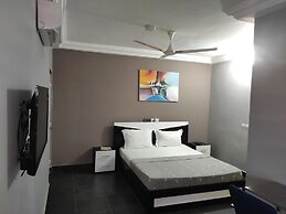 Room-deluxe Double Bed in Royal Blue Gue