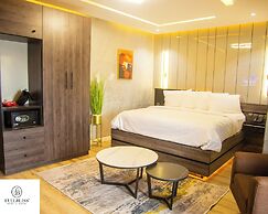 Fullbliss Hotel and suites