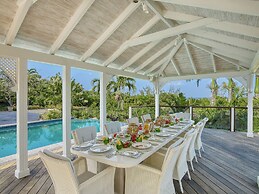 Waterfalls - 6 bed Peaceful and Secure Luxury