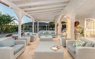 Waterfalls - 6 bed Peaceful and Secure Luxury