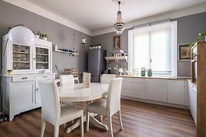 Massarenti Elegant Apartment