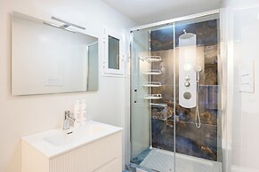 Mergellina Sea Studio with Jacuzzi