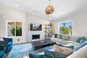 Oasis of Palm Springs