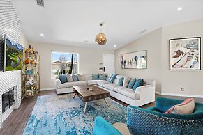 Oasis of Palm Springs