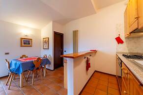 Crimson Apartment by Wonderful Italy