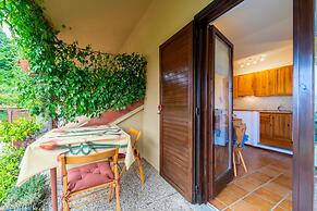 Crimson Apartment by Wonderful Italy