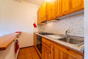 Crimson Apartment by Wonderful Italy