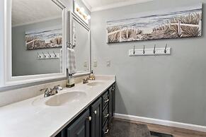 Lovin Lake Livin A Must-see!