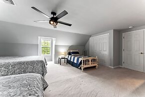 Lovin Lake Livin A Must-see!