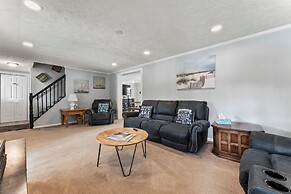 Lovin Lake Livin A Must-see!