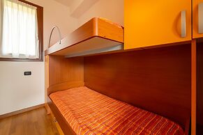 Willow Apartment with Lakeview