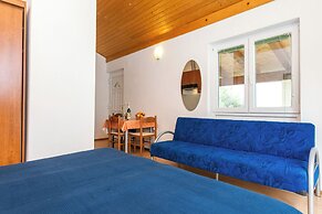 Pansion Alen-Dugi otok