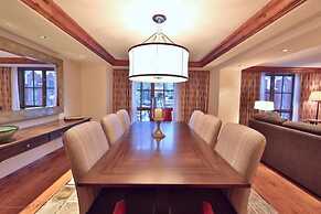 Three Bedroom Residence