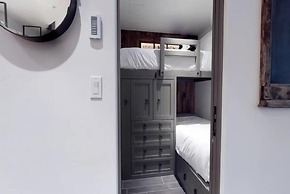 2 Bedroom