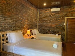 Mayong Bali Villa and Hostel