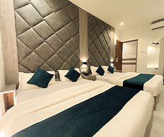 Hotel Grand Executive