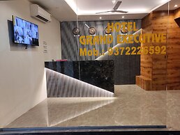 Hotel Grand Executive