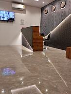 Hotel Grand Executive