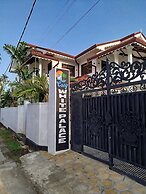 Cosy White Palace