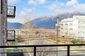 Breathtaking Bliss 2BR Penthouse