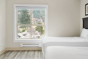 Breathtaking Bliss 2BR Penthouse