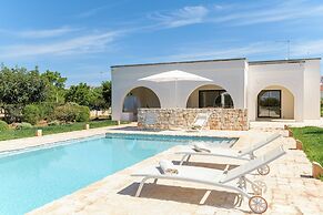 Charme Ostunese con piscina