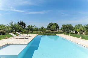 Charme Ostunese con piscina