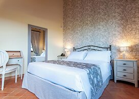 Borgo Sant'Apollinare Resort