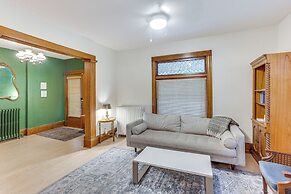 Uptown Minneapolis Home: Walk to Lakes!