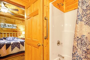 Sevierville Cabin w/ Hot Tub & Deck!