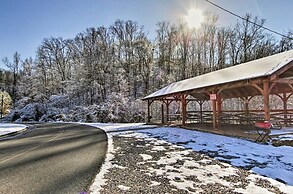 Sevierville Cabin w/ Hot Tub & Deck!