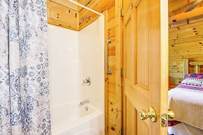 Sevierville Cabin w/ Hot Tub & Deck!