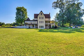 Home w/ Fire Pit on 27 Acres in Walhalla!