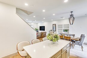 1 Mi to Downtown: New Albany Home w/ Yard