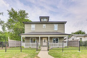 1 Mi to Downtown: New Albany Home w/ Yard