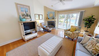 Worth The Wait 3 Bedroom Home by RedAwning