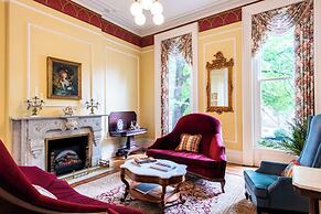 DuPont Mansion Bed & Breakfast