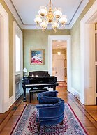 DuPont Mansion Bed & Breakfast