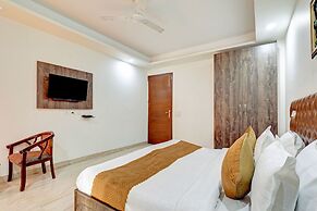 Hotel Aron By The Premium Villa