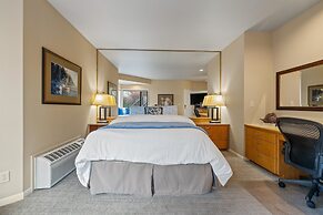 Riverview Hideaway