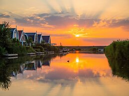 Holiday Home With Sauna, Near the Markermeer